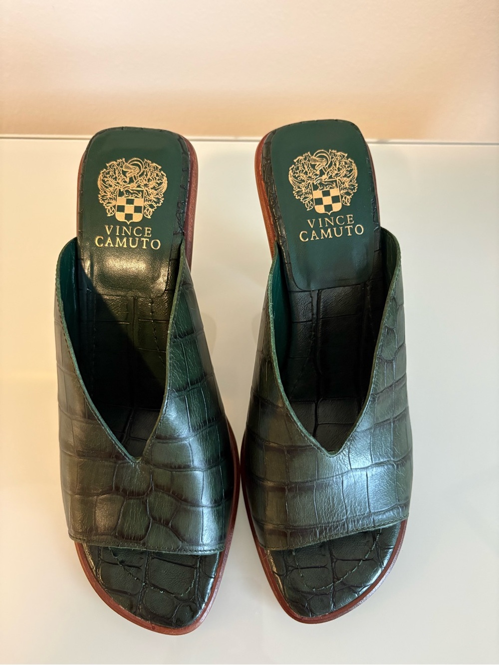 Vince Camuto Green Croc Embossed Leather Heeled Mules | Size 9 / 40 - Picture 4 of 7